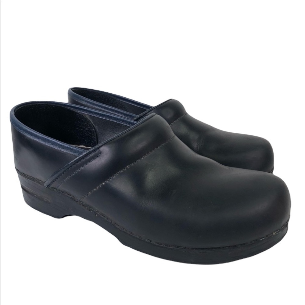 Dansko Black Leather Slip On Clogs Size 11.5-12